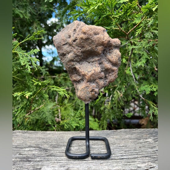 Pink Amethyst On Stand - Picture 4 of 5